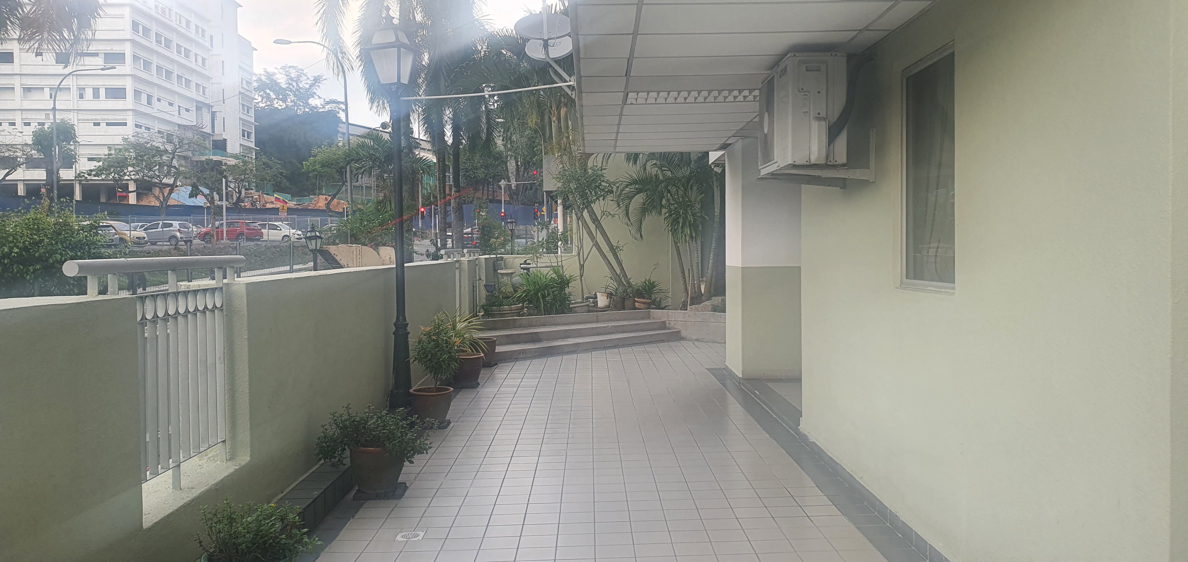 UNIVERSITY TOWERS